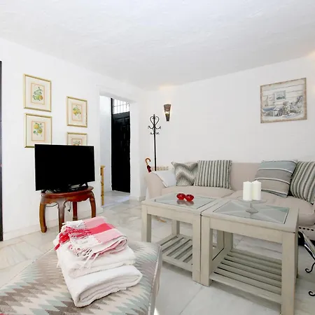 Casa de Férias West Townhouse Seashells Estepona
